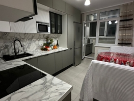 Продается 2-комнатная квартира Сиверса пр-кт, 56 м², 13500000 рублей