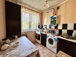 Продается 3-комнатная квартира 40-летия Победы пр-кт, 61  м², 4850000 рублей
