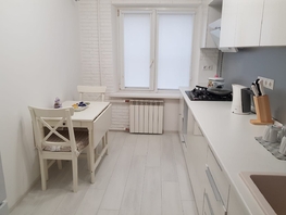 Продается 2-комнатная квартира Батуринская ул, 45  м², 4950000 рублей