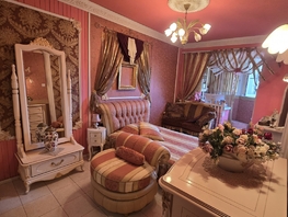 Продается 2-комнатная квартира Комарова б-р, 52  м², 5800000 рублей
