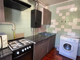 Продается 3-комнатная квартира Батуринская ул, 51  м², 4800000 рублей