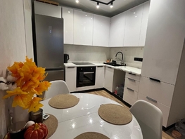 Продается 1-комнатная квартира 40-летия Победы пр-кт, 40  м², 6150000 рублей