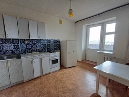 Продается 1-комнатная квартира 339-й Стрелковой Дивизии ул, 42  м², 5500000 рублей